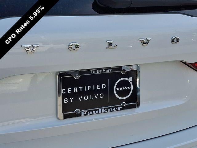 2024 Volvo XC60 B5 AWD Plus Dark Theme