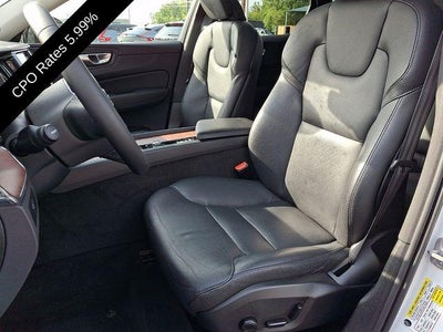 2024 Volvo XC60 B5 AWD Plus Dark Theme