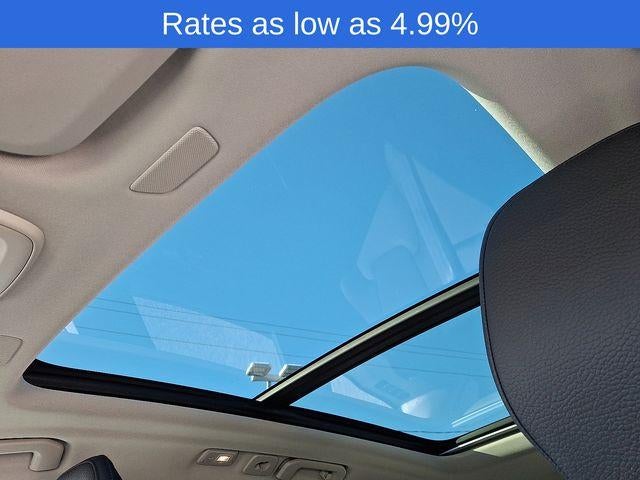 2024 Volvo XC60 B5 AWD Plus Dark Theme