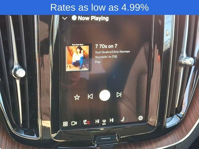 2024 Volvo XC60 B5 AWD Plus Dark Theme