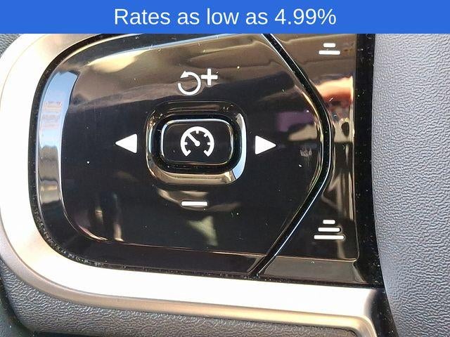 2024 Volvo XC60 B5 AWD Plus Dark Theme