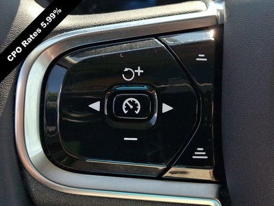 2024 Volvo XC60 B5 AWD Plus Dark Theme