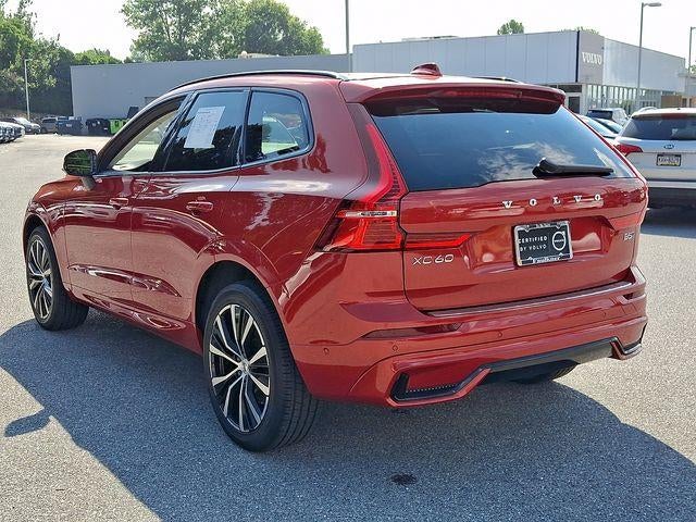 2024 Volvo XC60 B5 AWD Plus Dark Theme