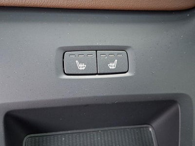 2024 Volvo XC60 B5 AWD Plus Dark Theme