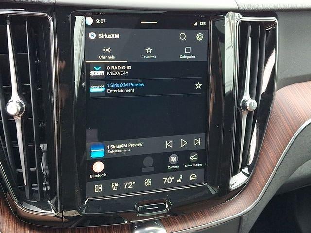 2024 Volvo XC60 B5 AWD Plus Dark Theme