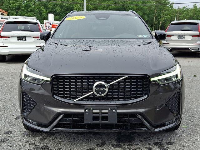 2024 Volvo XC60 B5 AWD Plus Dark Theme