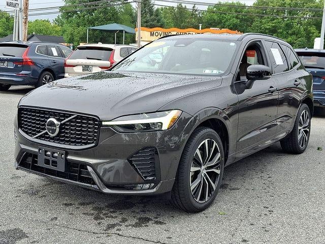 2024 Volvo XC60 B5 AWD Plus Dark Theme
