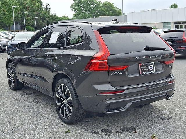2024 Volvo XC60 B5 AWD Plus Dark Theme