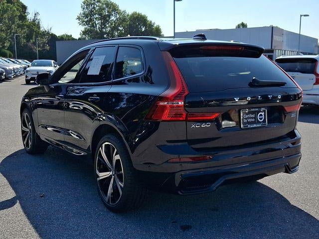 2024 Volvo XC60 B5 AWD Ultimate Dark Theme