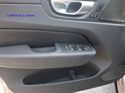 2023 Volvo XC60 B5 AWD Plus Bright Theme