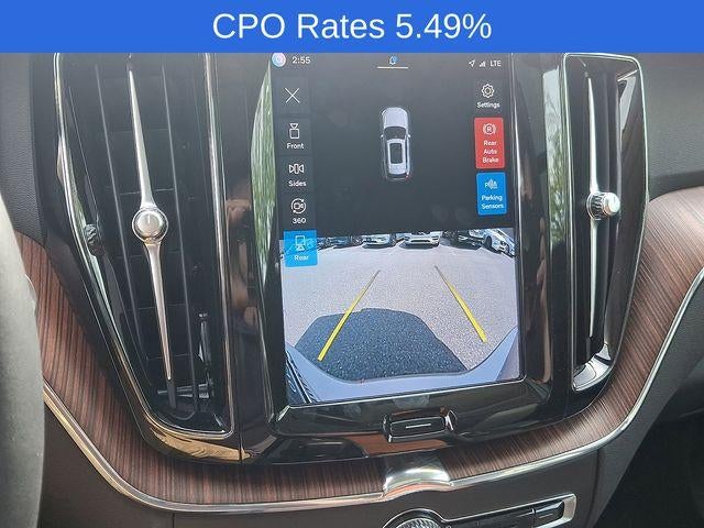 2023 Volvo XC60 B5 AWD Plus Bright Theme