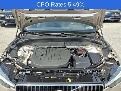 2023 Volvo XC60 B5 AWD Plus Bright Theme