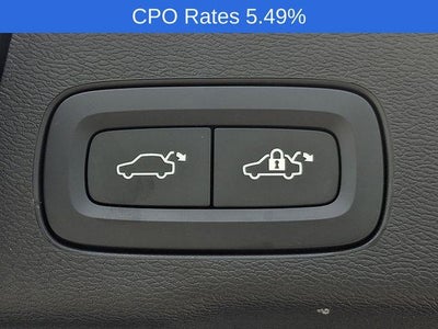 2023 Volvo XC60 B5 AWD Plus Bright Theme