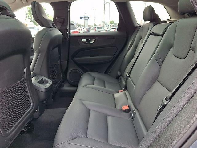 2023 Volvo XC60 B5 AWD Plus Bright Theme