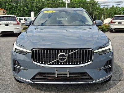 2023 Volvo XC60 B5 AWD Plus Bright Theme