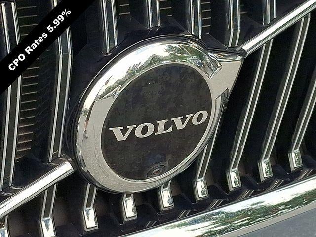 2023 Volvo XC60 B5 AWD Plus Bright Theme
