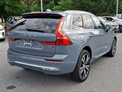 2023 Volvo XC60 B5 AWD Plus Bright Theme