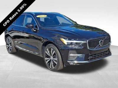 2023 Volvo XC60 B5 AWD Plus Bright Theme