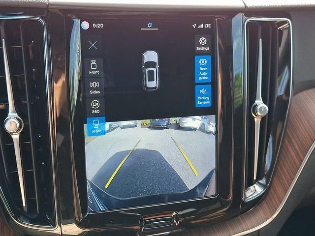 2023 Volvo XC60 B5 AWD Plus Bright Theme