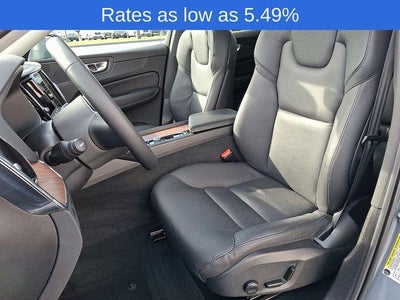 2023 Volvo XC60 B5 AWD Plus Bright Theme