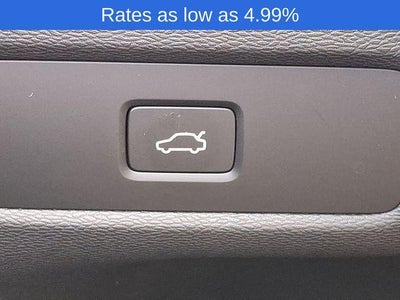 2023 Volvo XC60 B5 AWD Plus Bright Theme