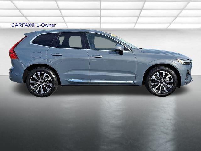 2023 Volvo XC60 B5 AWD Plus Bright Theme
