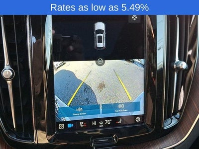 2023 Volvo XC60 B5 AWD Plus Bright Theme