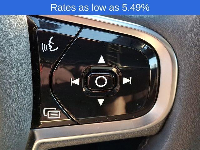 2023 Volvo XC60 B5 AWD Plus Bright Theme