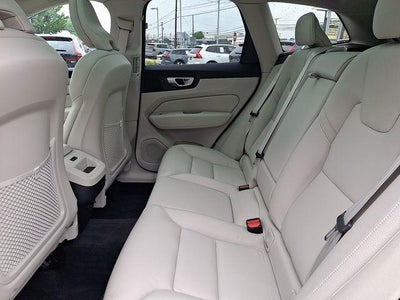 2023 Volvo XC60 B5 AWD Core