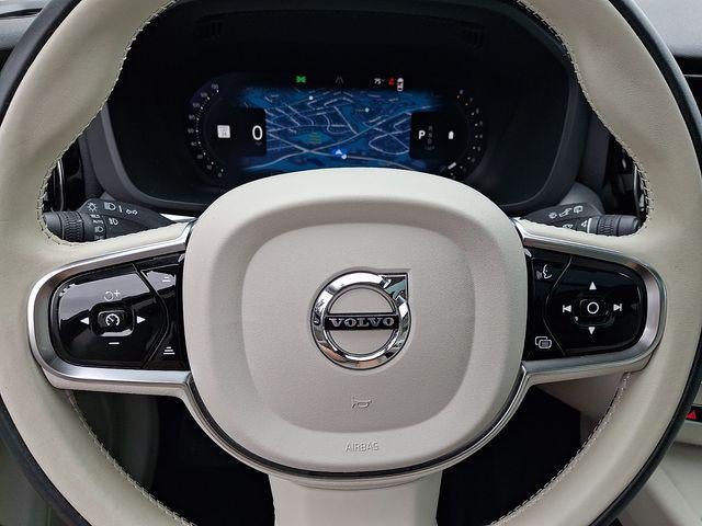 2023 Volvo XC60 B5 AWD Core