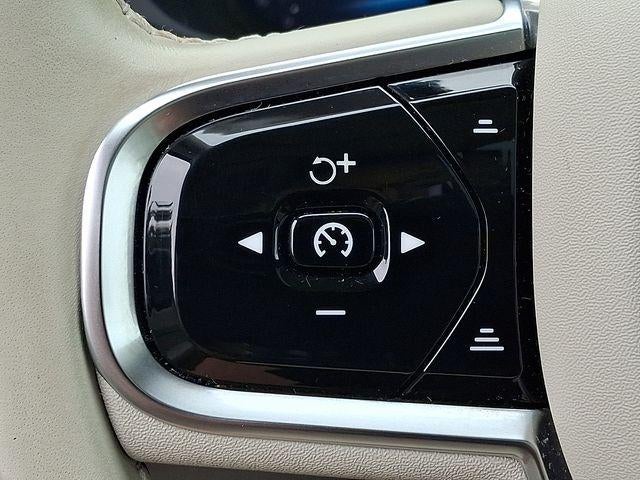 2023 Volvo XC60 B5 AWD Core