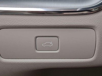 2023 Volvo XC60 B5 AWD Core