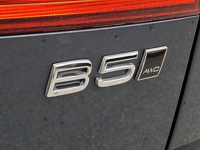 2023 Volvo XC60 B5 AWD Core