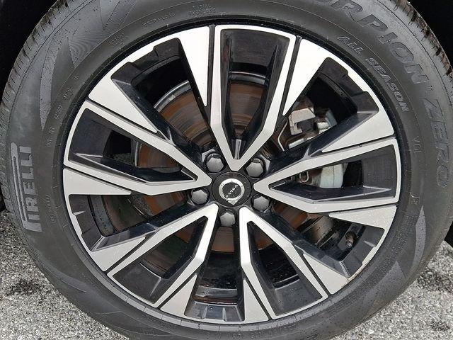 2023 Volvo XC60 B5 AWD Core