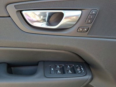 2023 Volvo XC60 B5 AWD Core