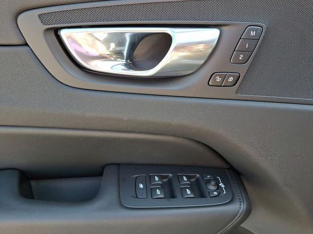 2023 Volvo XC60 B5 AWD Core