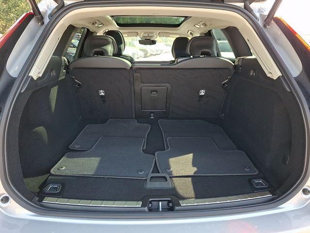 2023 Volvo XC60 B5 AWD Core