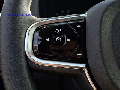 2023 Volvo XC60 B5 AWD Plus Dark Theme