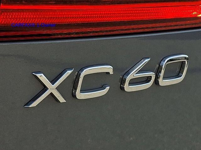 2023 Volvo XC60 B5 AWD Plus Dark Theme