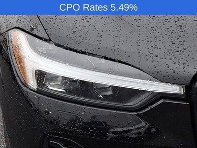 2023 Volvo XC60 B5 AWD Plus Dark Theme