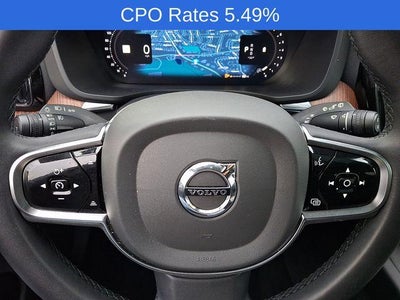 2023 Volvo XC60 B5 AWD Plus Dark Theme