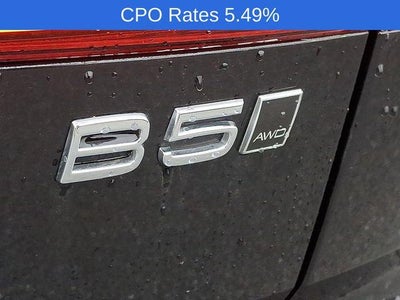 2023 Volvo XC60 B5 AWD Plus Dark Theme