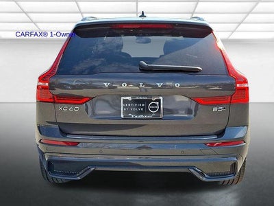 2023 Volvo XC60 B5 AWD Plus Dark Theme
