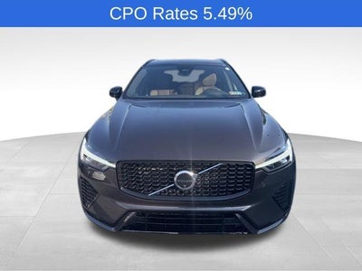 2023 Volvo XC60 B5 AWD Plus Dark Theme