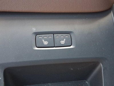2023 Volvo XC60 B5 AWD Plus Dark Theme