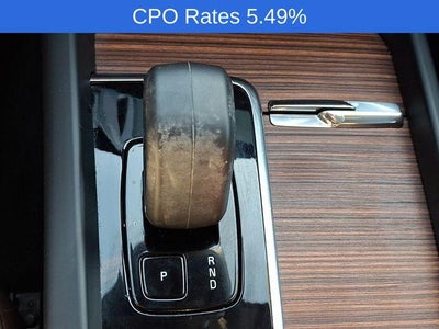 2023 Volvo XC60 B5 AWD Plus Dark Theme