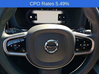 2023 Volvo XC60 B5 AWD Plus Dark Theme