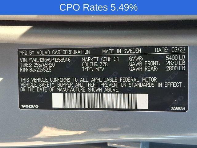 2023 Volvo XC60 B5 AWD Plus Dark Theme