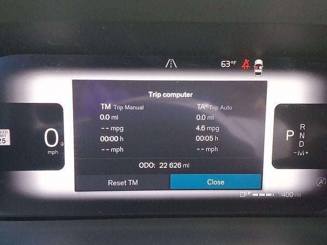 2023 Volvo XC60 B5 AWD Plus Dark Theme