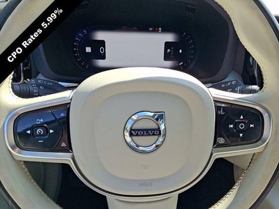 2023 Volvo XC60 B5 AWD Plus Dark Theme